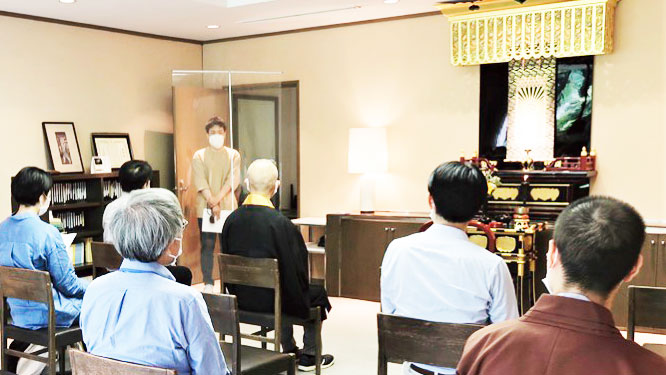 毎週の礼拝・法話にチャレンジ